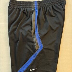Nike Basketball Black and Blue Shorts Size Large